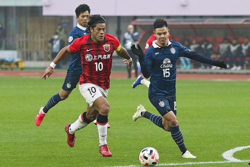 亚冠最新爆料,神秘强援加盟，赛程调整引发热议